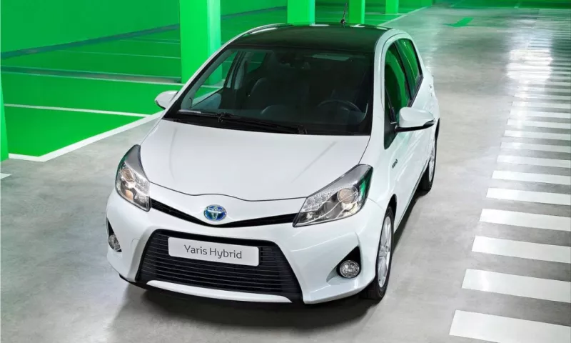 2013 Toyota Yaris Hybrid