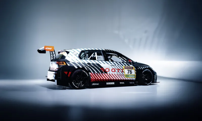 VW Golf GTI EDITION 50