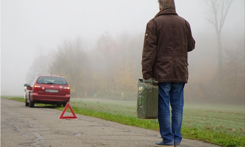 What to Do During a Vehicle Breakdown on the Highway