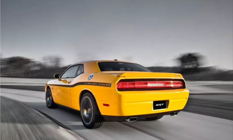 Dodge Challenger SRT8 392 Yellow Jacket