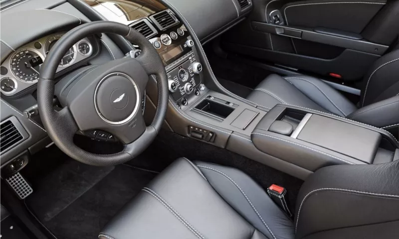 Aston Martin V8 Vantage Roadster