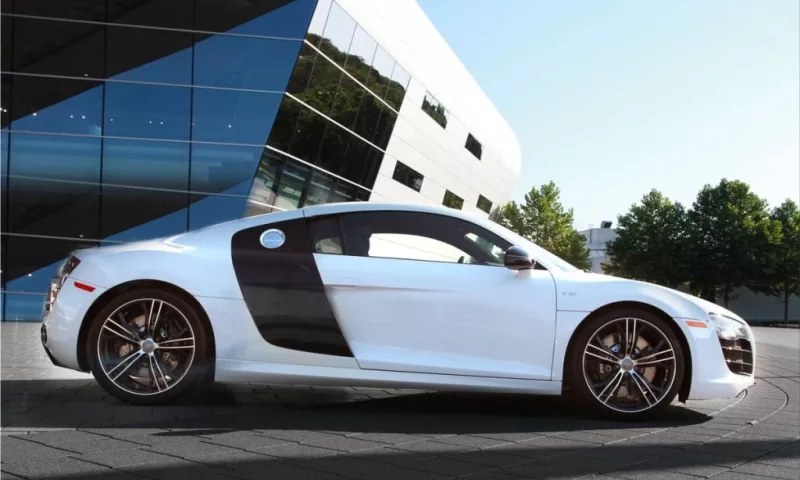 Audi R8