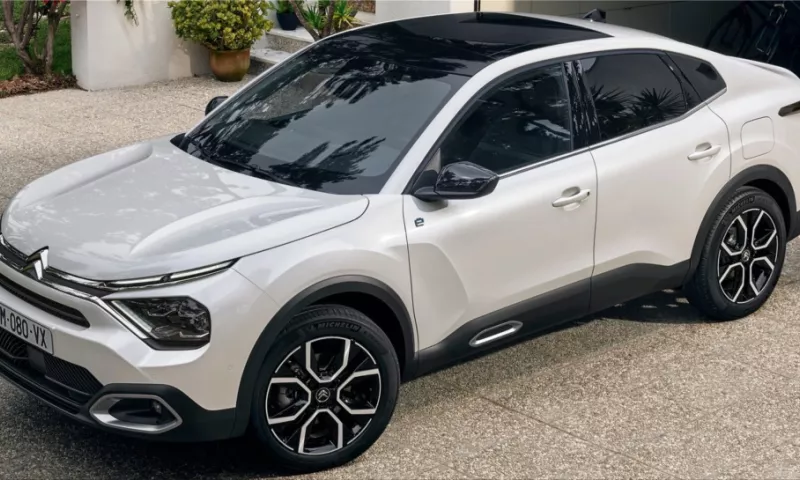 Citroen C4 X with Petrol Engine