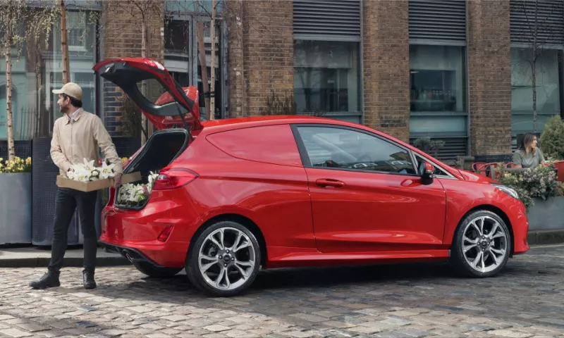 Ford Fiesta Van EcoBoost Hybrid