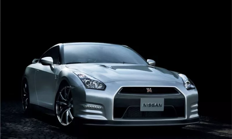 Nissan GT-R