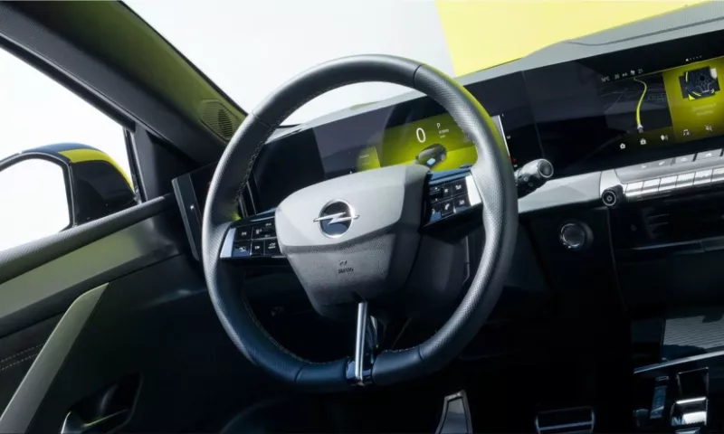 Opel Astra GSe