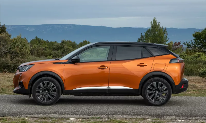 PEUGEOT 2008 compact SUV