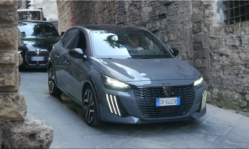 Peugeot 208 GT Hybrid review