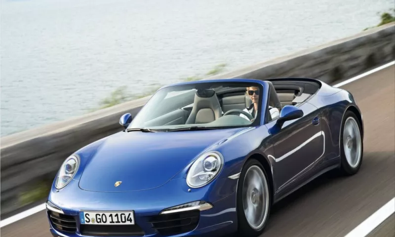 Porsche 911 Carrera 4 Cabriolet