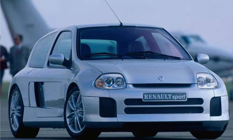 Renault Clio V6