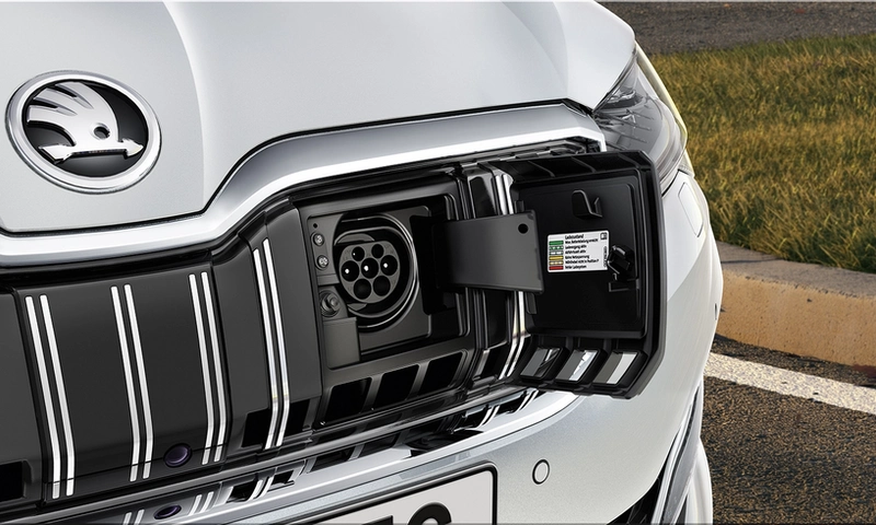 Skoda Superb Hatch Plug-In Hybrid