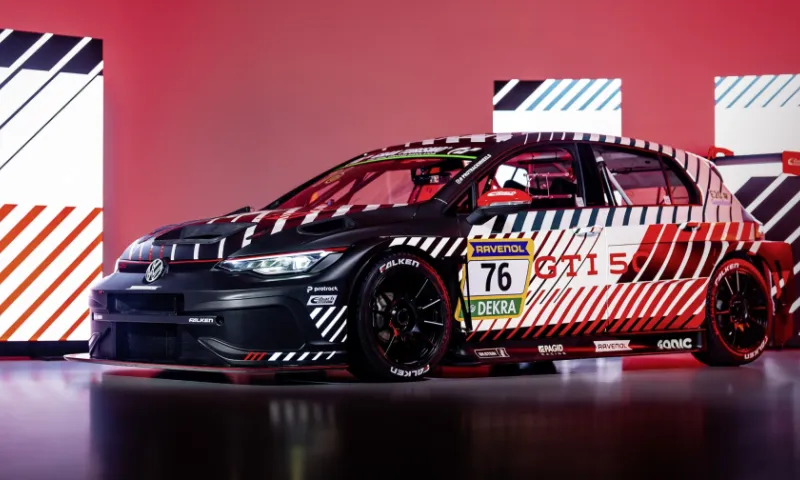 VW Golf GTI EDITION 50