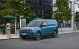 Ford E-Transit Courier 2026