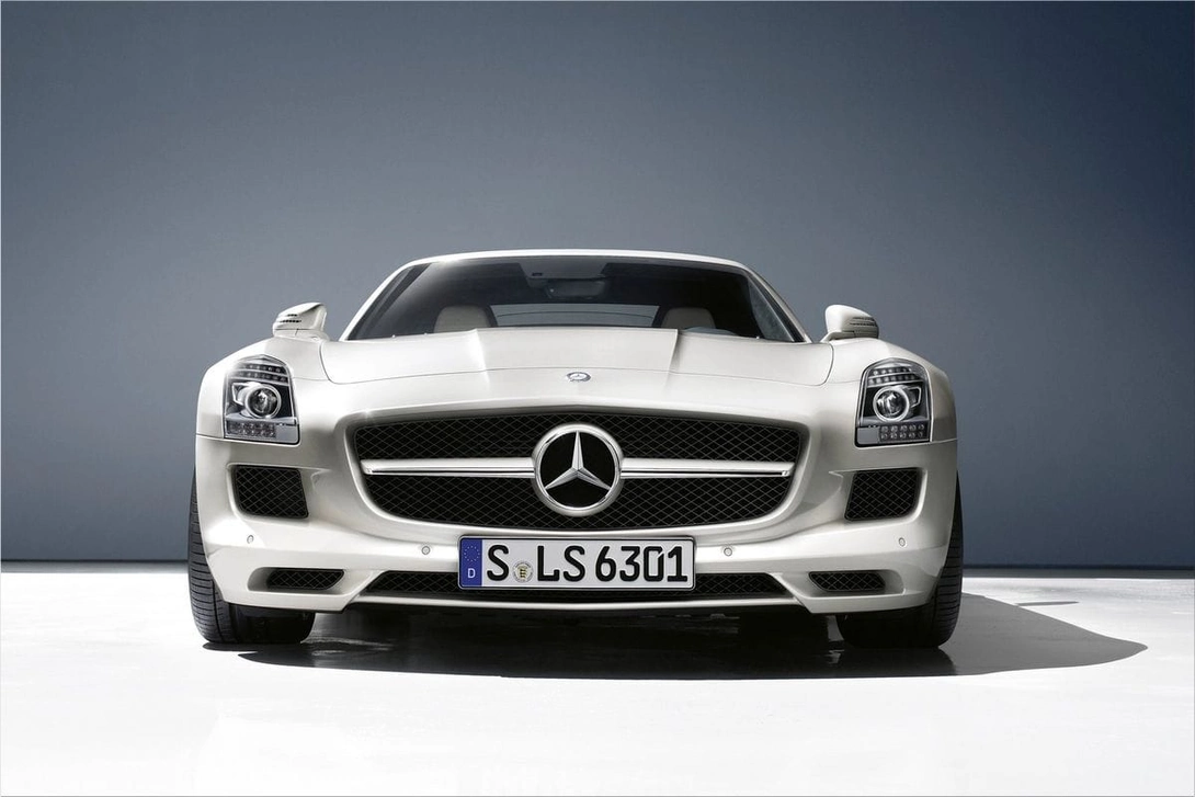 Mercedes-Benz SLS AMG Roadster