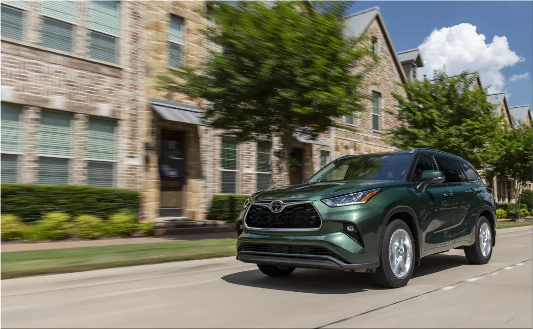 Efficiency Meets Style: The All-New Toyota Highlander Hybrid Nightshade Edition