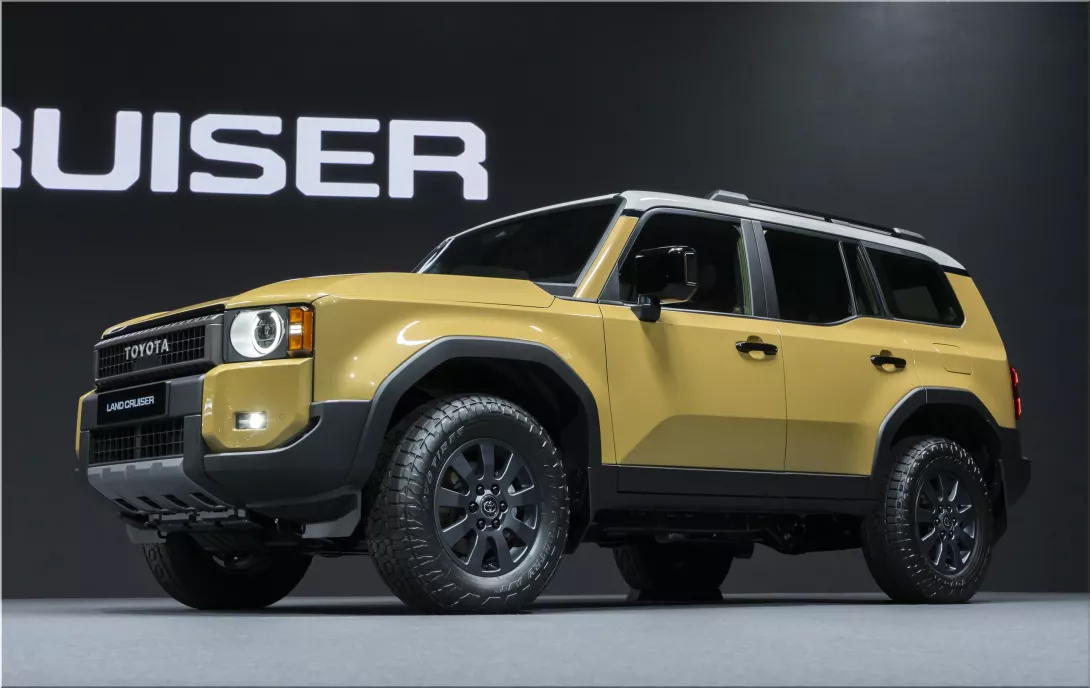 Car toyota land cruiser 2024