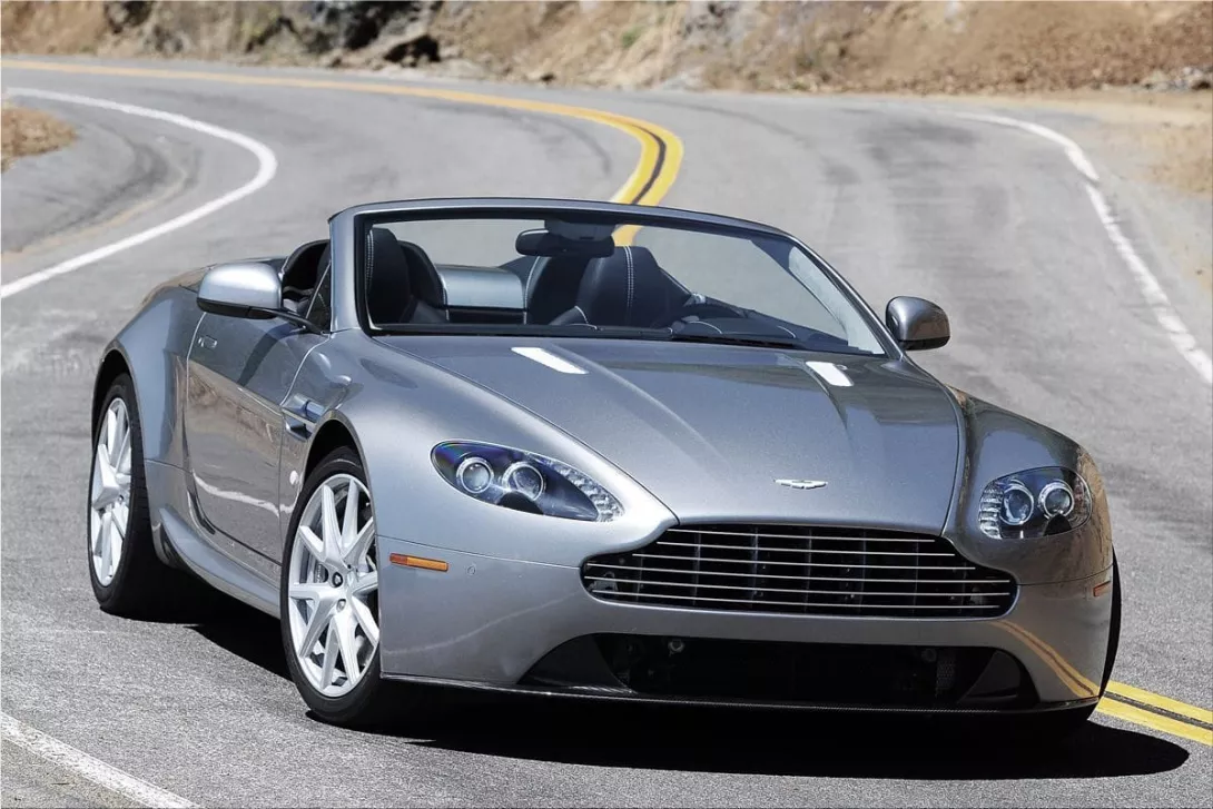 Aston Martin V8 Vantage Roadster