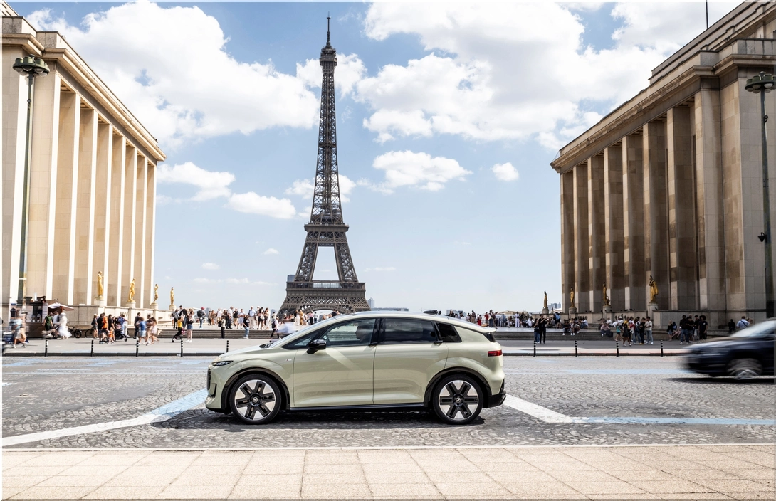 Audi A2 e-tron Hits Paris With 401-Mile Range and €38,200 Price