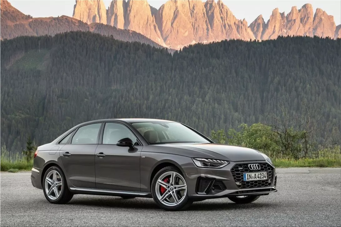 Audi A4 restyled from 33,600 euros