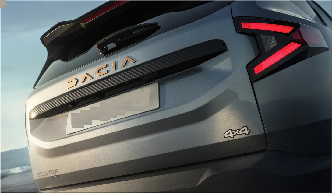 Dacia Bigster and Duster Add Hybrid, LPG, 4x4, and Automatic Powertrains