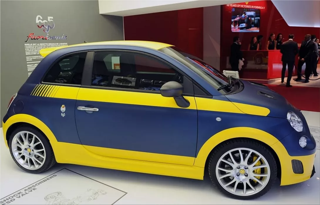 Fiat 500 Abarth Fuori