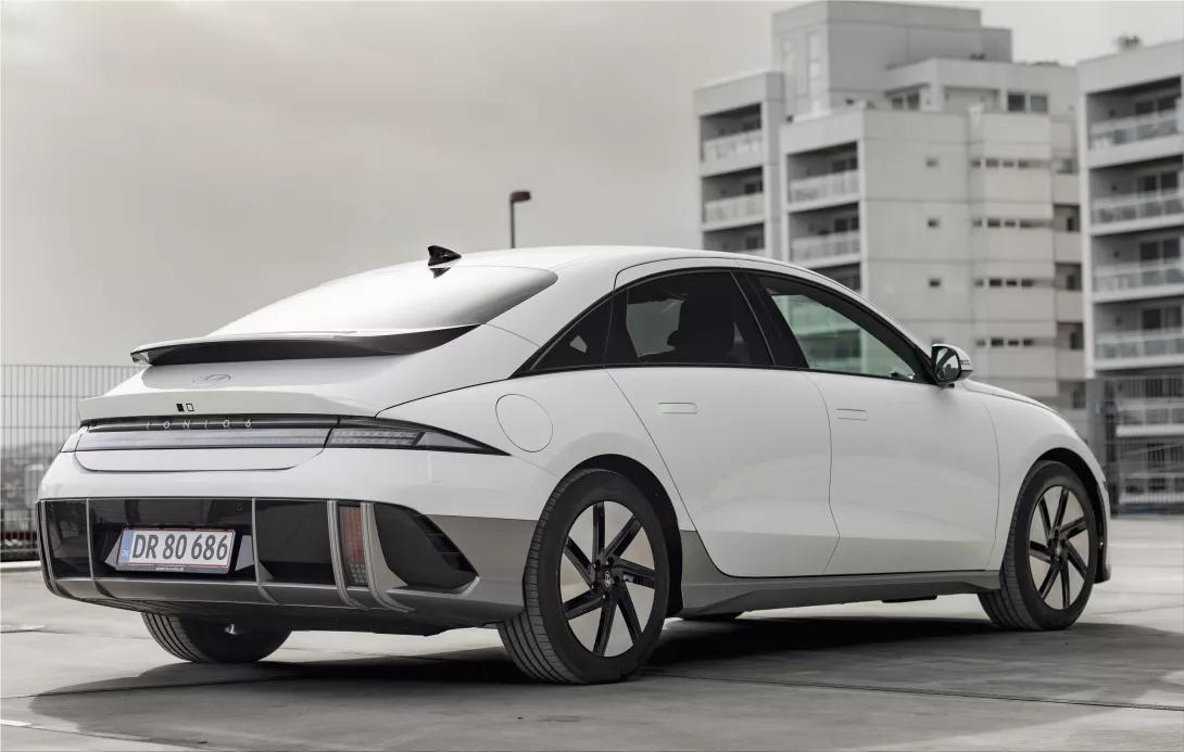 Hyundai Ioniq 6