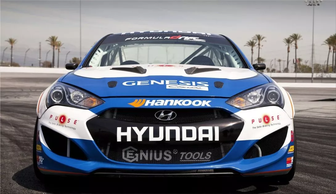Hyundai RMR Genesis Coupe 2013