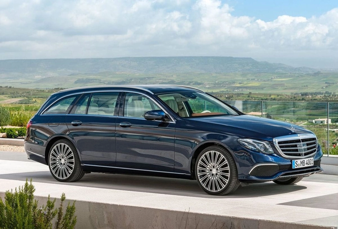 Mercedes-Benz E-Class Estate was officially revealed