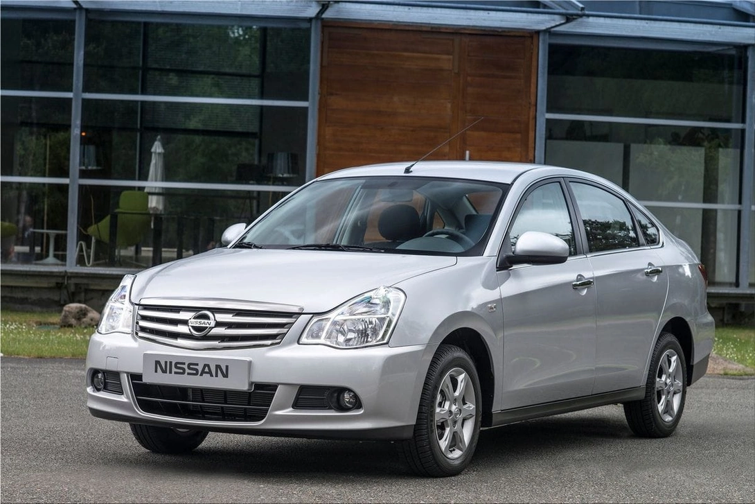 Nissan Almera