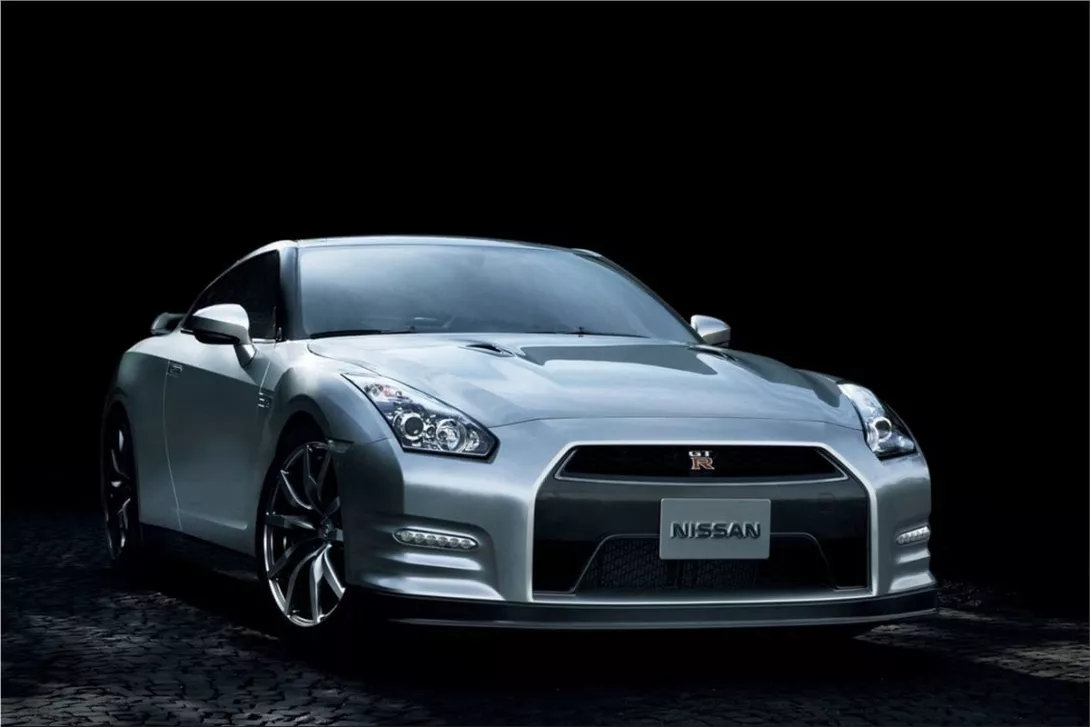 Nissan GT-R
