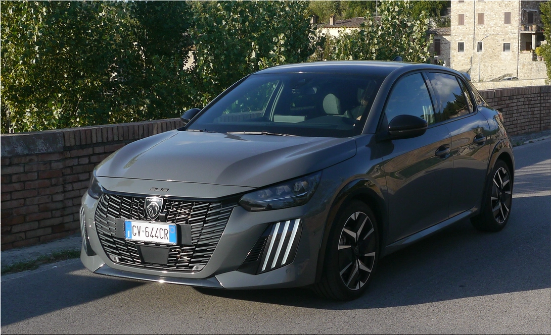 Peugeot 208 GT Hybrid review