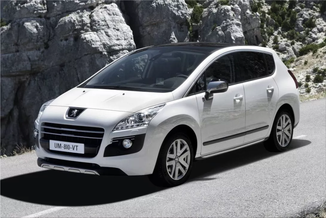 2012 Peugeot 3008 HYbrid4