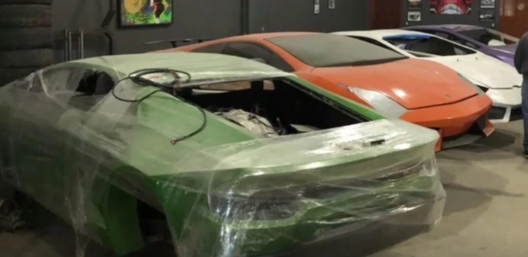 Brazilian police closes fake Lamborghini and Ferrari factory